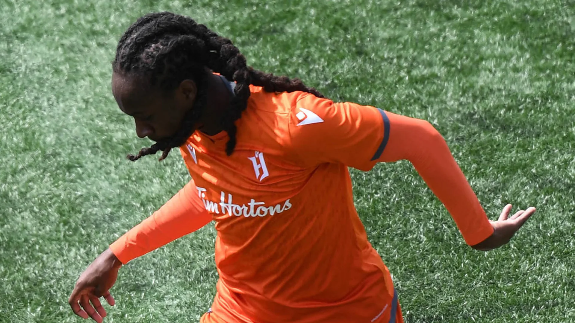 WATCH: Kadell Thomas stuns Valour with jaw-dropping solo effort