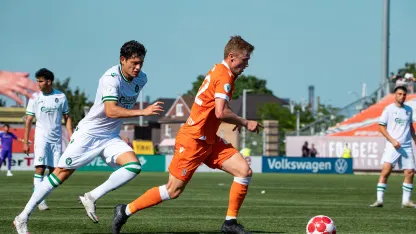 A15I9267 jojo qian (1)