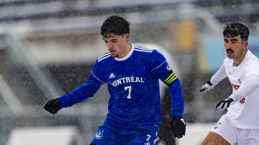 Supra sign top two picks Calaidjoglu and Marcoux 