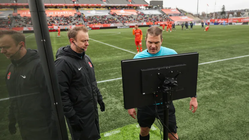 0404HamiltonOttawa037