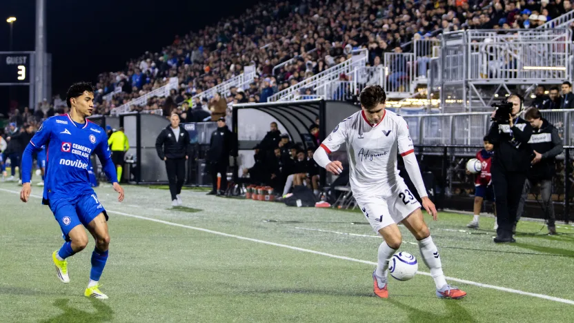 Paulo Figueroa_ Pelota de Maple