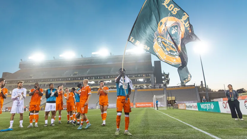 0I7A6204 jojo qian (1)