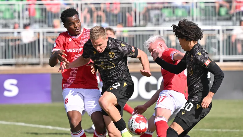 AS IT STANDS: Ottawa on top, Wanderers' bench plays hero again