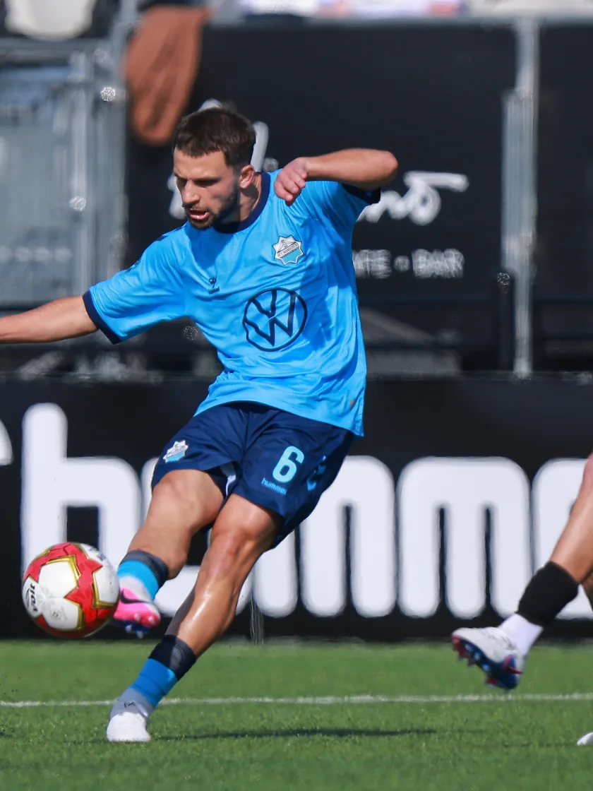 Lorenzo Callegari scores stunning game-winning free kick for Halifax