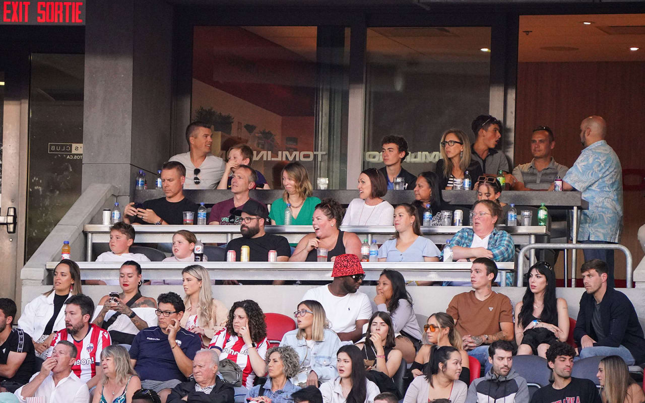 Premium Outside Seats