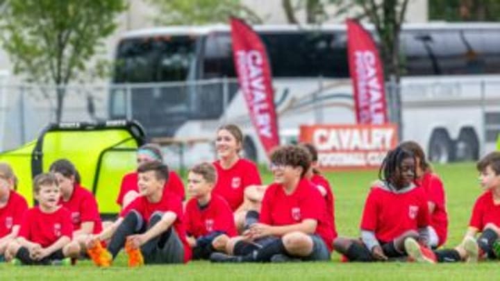 X2A0565-CROPPED-320x180_iq6i9f