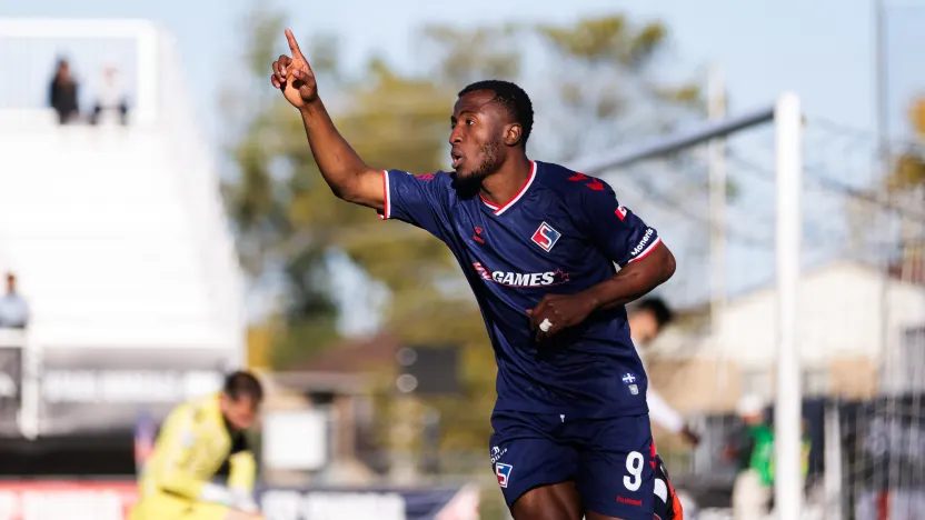 Loïc Kwemi takes control of Golden Boot race with 2 weeks to play