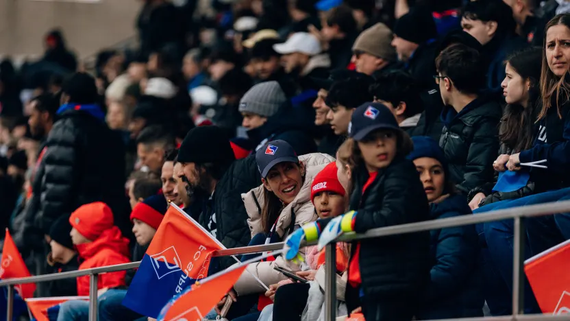 La PLC invite les Canadiens à rester de la partie avec « Ton invité, à nos frais »